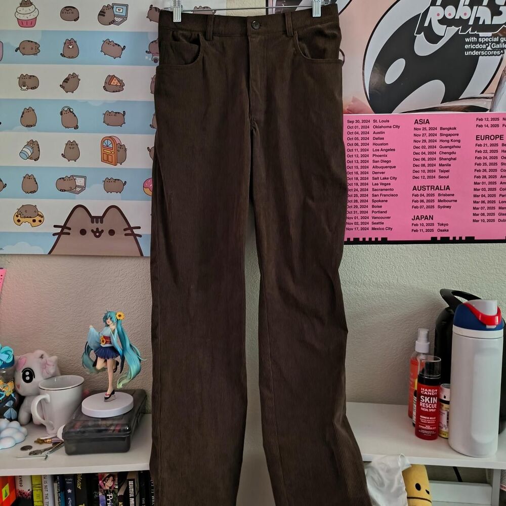 Amazon-essentials Men's Brown Trousers